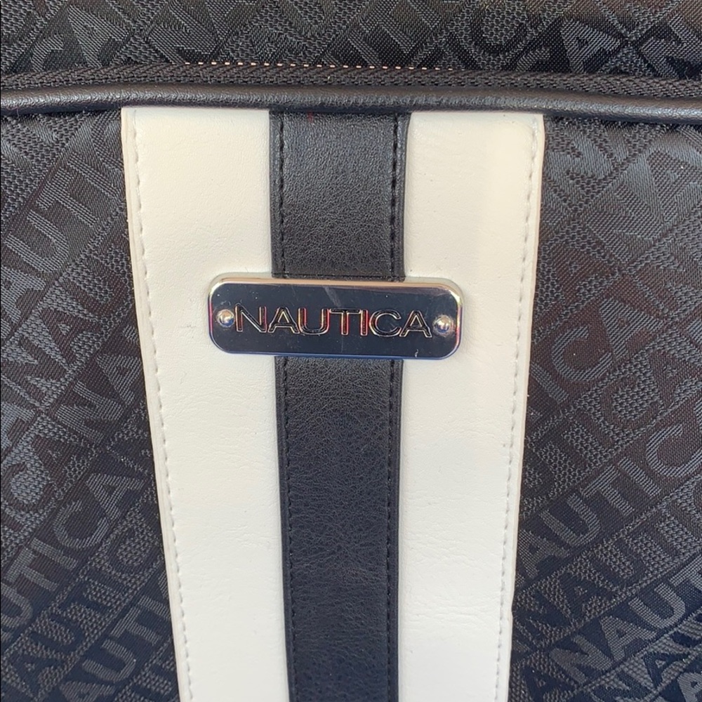 Backpack - Picture 2 of 6
